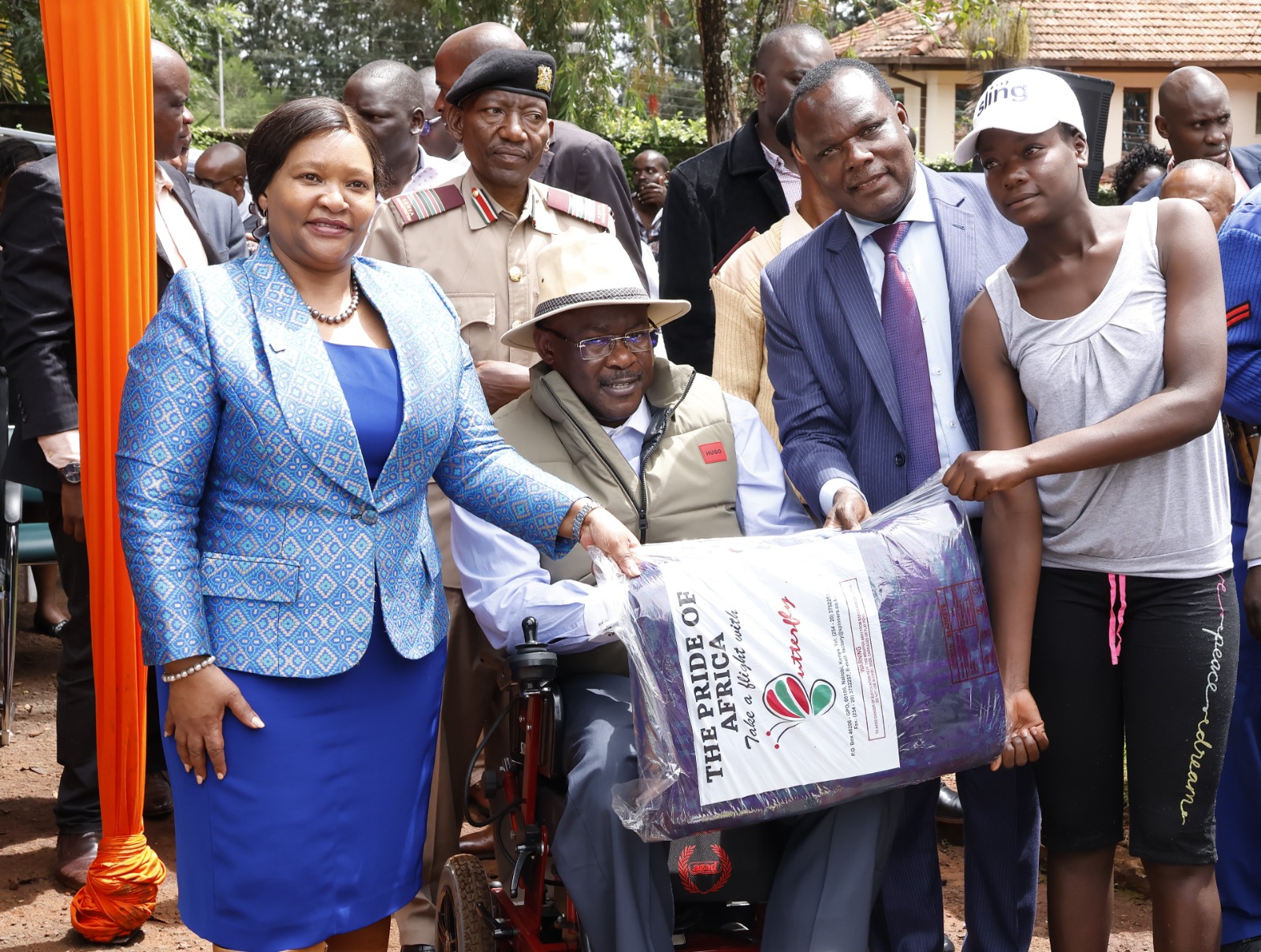 MITI DONATES 10 TONNES OF AID TO FLOOD VICTIMS