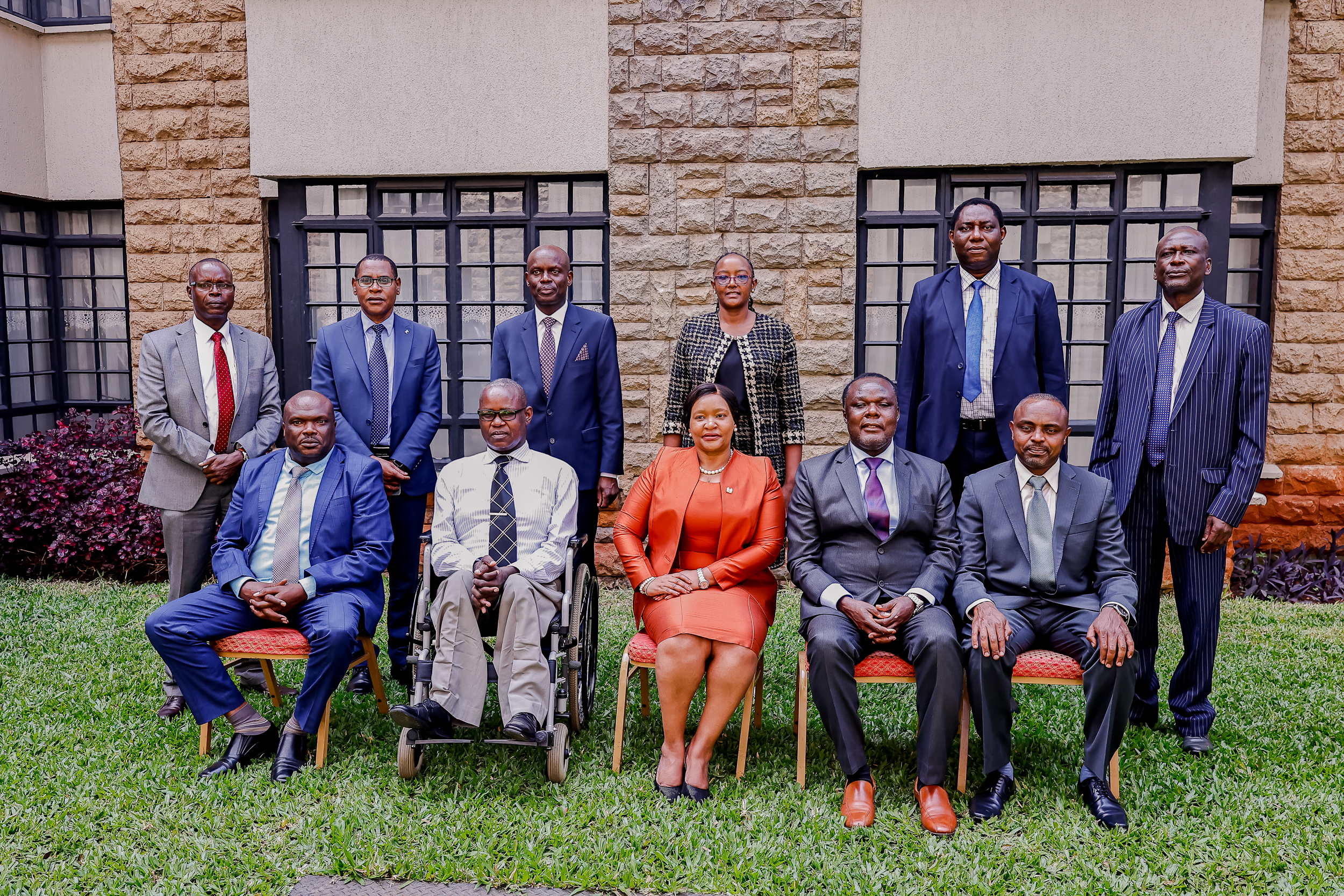 PHOTO OF CS WITH CEO OF VARIOUS SAGAs